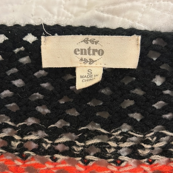 Entro open knit size small sweater - Picture 4 of 5